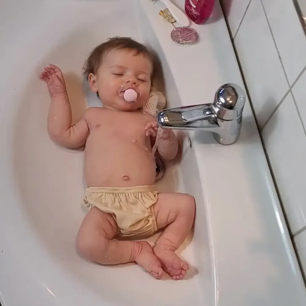 12 & 16" Pure Handmade Reborn Full Silicone Body Realistic Baby Doll, photograph 3