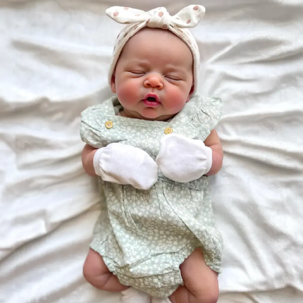 12" & 16" Realistic Silicone Sleeping Baby with Brown Hair and Closed Eyes Suitable, photograph 3