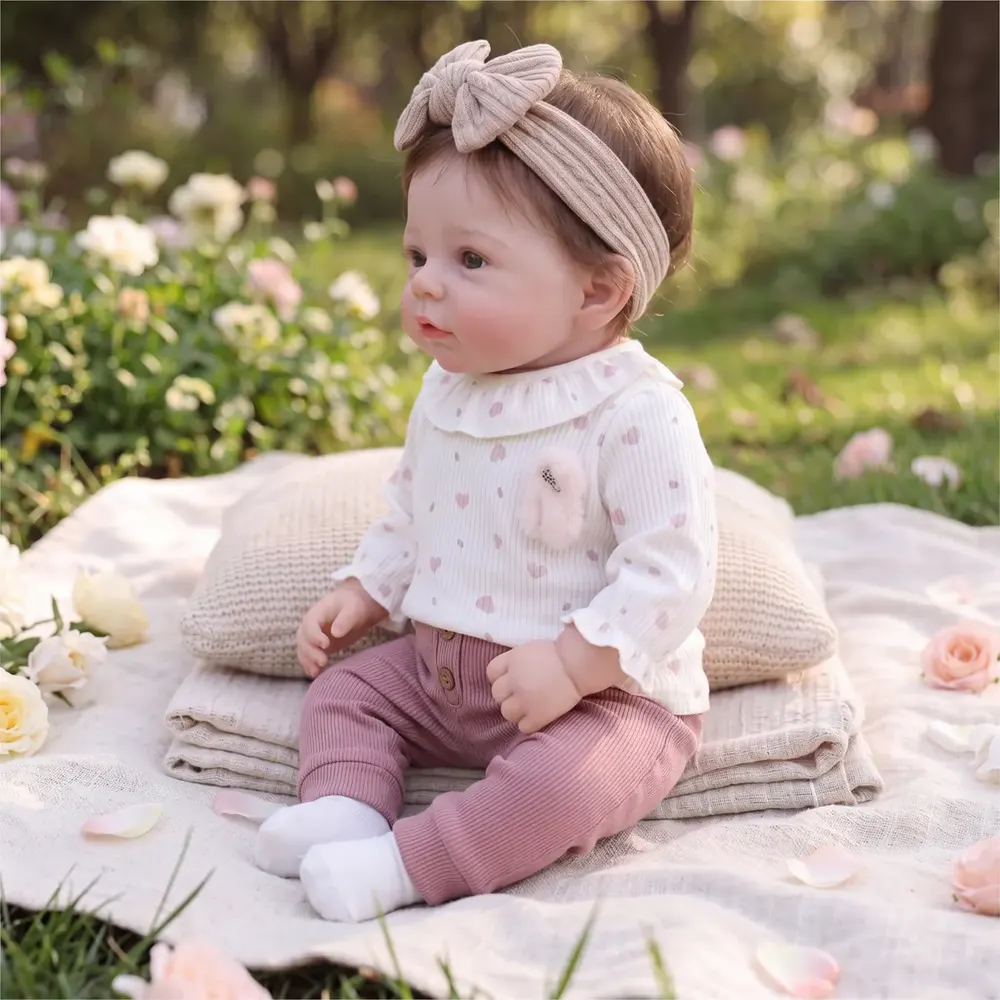 17" Lifelike Reborn Baby Girl, Soft Vinyl Body with Rooted Hair – Flora, photograph 3