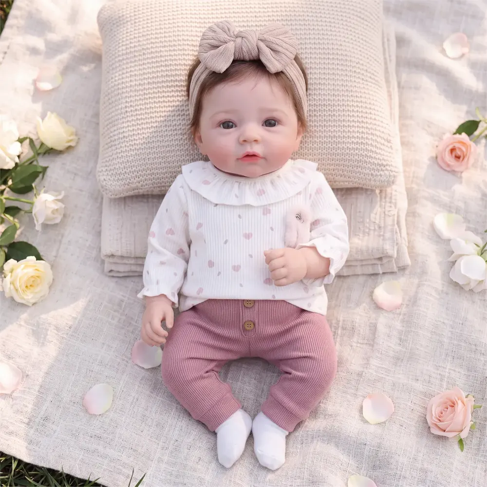 17" Lifelike Reborn Baby Girl, Soft Vinyl Body with Rooted Hair – Flora, photograph 5