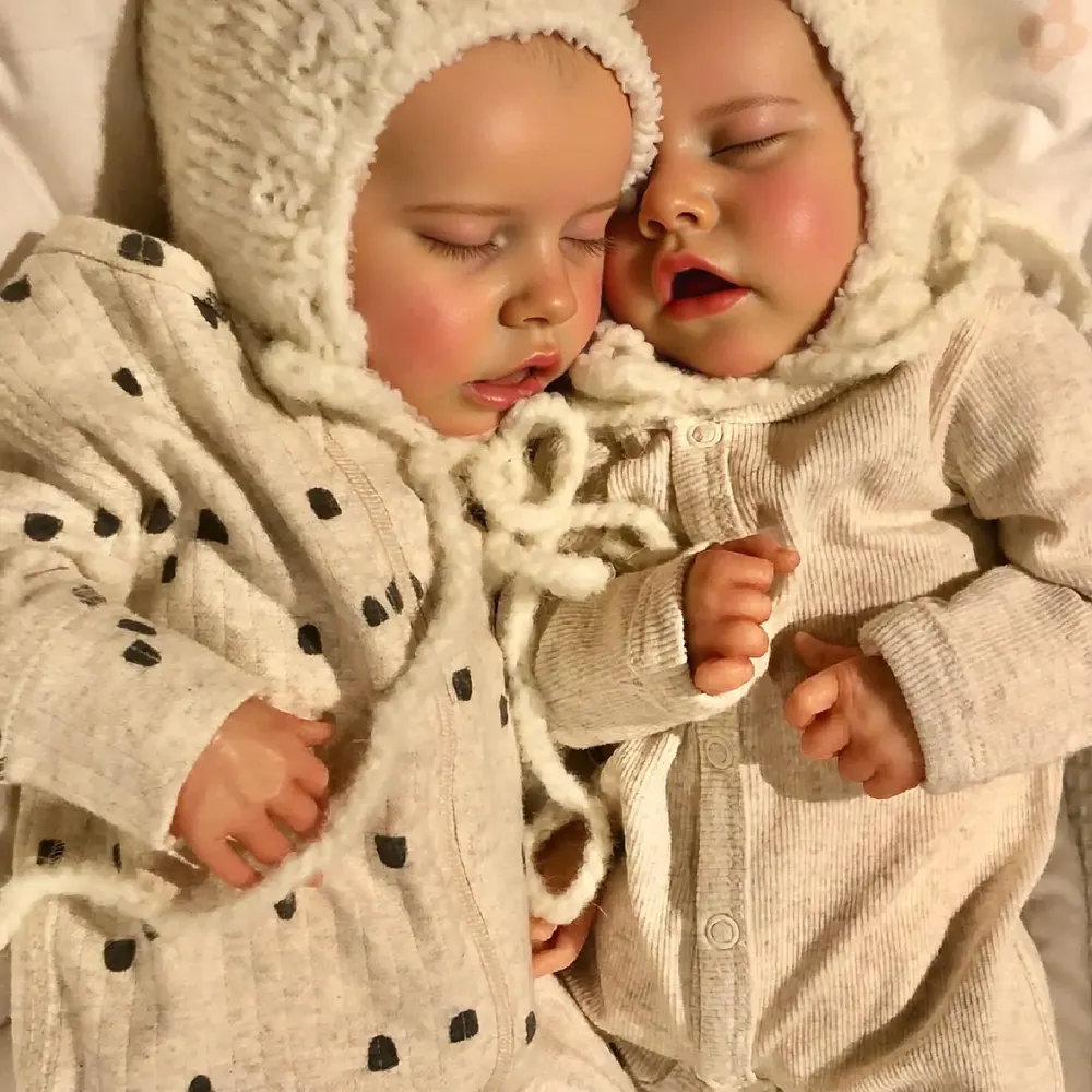 17" Realistic Baby Twins Dolls Newborn Girl, Soft Touch Body, photograph 3