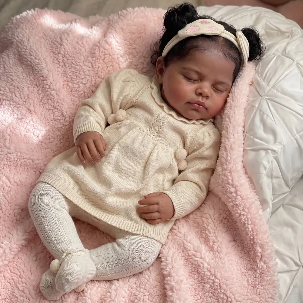 20" Lifelike African American Reborn Baby Girl – Veradis, photograph 3