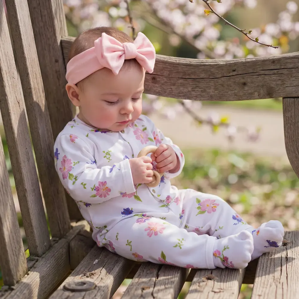 20" Newborn Baby Girl with Closed Eyes and Round Face, photograph 5