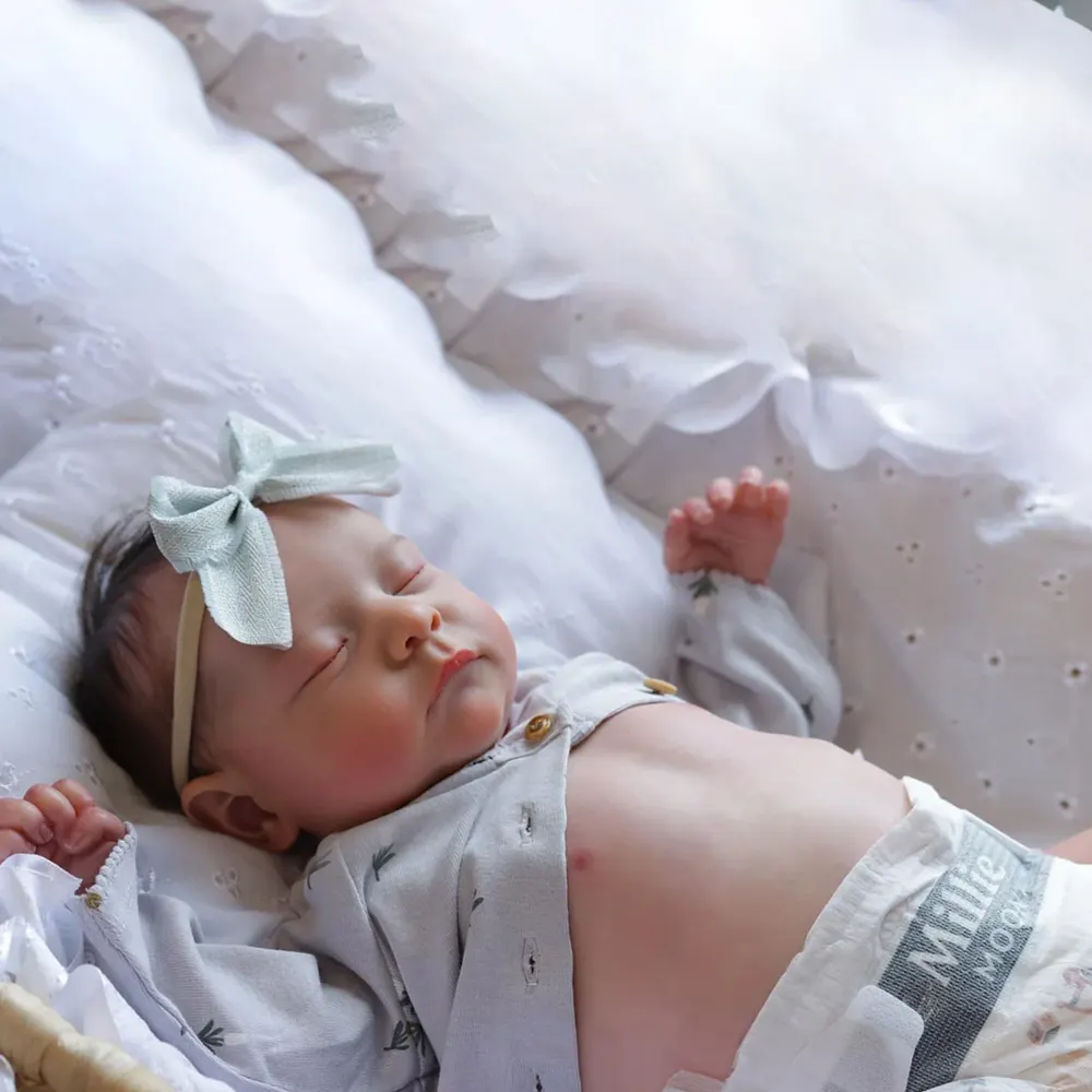 20" Newborn Lifelike Sleeping Baby Brown Hair Doll Girl Noda with Heartbeat & Sound, photograph 6