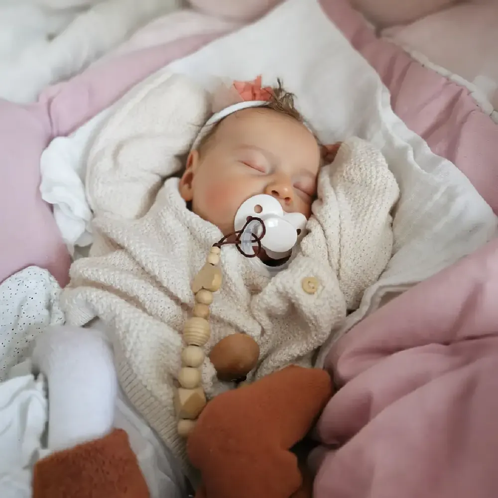 20" Realistic Sleeping Vinyl Reborn Baby, Closed Eyes, Caucasian Skin, photograph 5