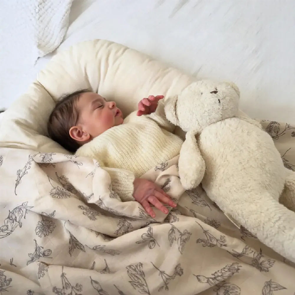 20" Realistic Vinyl Sleeping Baby Girl Doll with Painted Hair and White Skin Tone, photograph 4