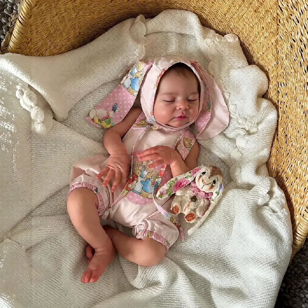 20" Realistic Vinyl Sleeping Baby Girl Doll with Painted Hair and White Skin Tone, photograph 4