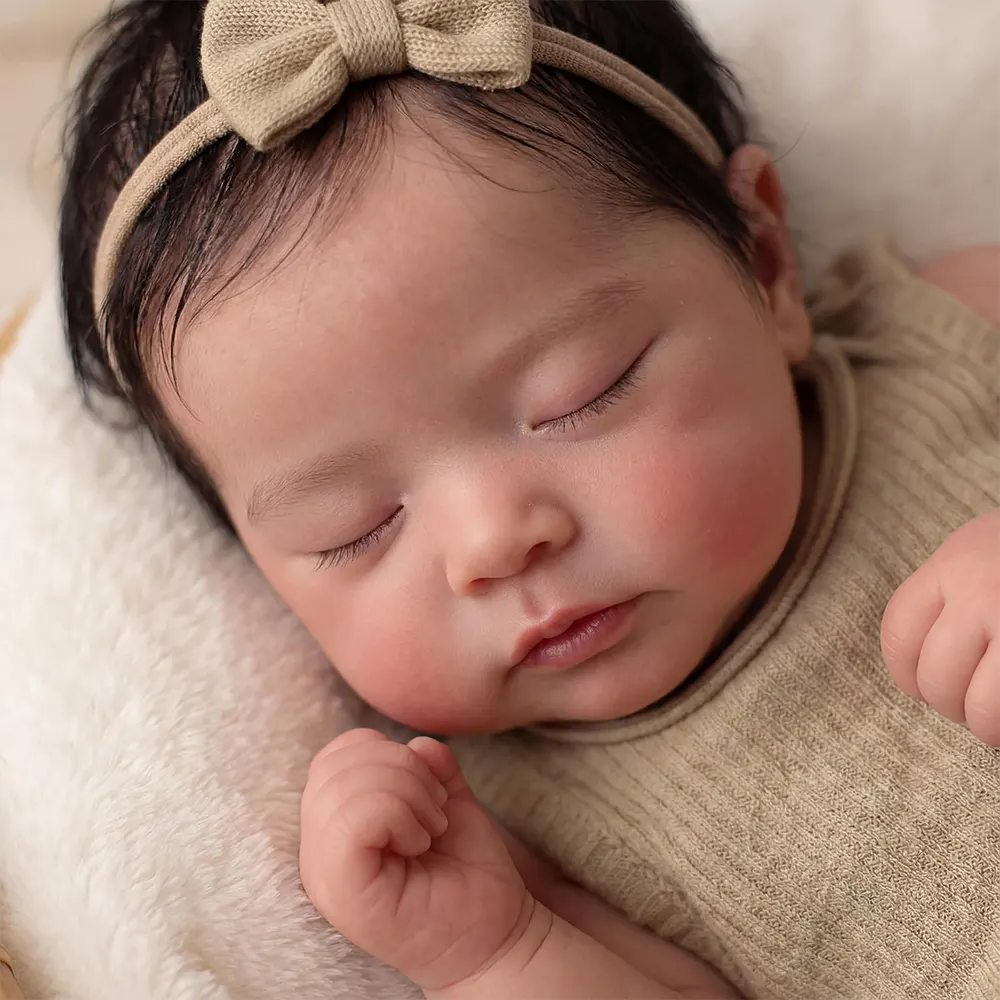 20" Reborn Baby Doll with Heartbeat and Breathing, photograph 3