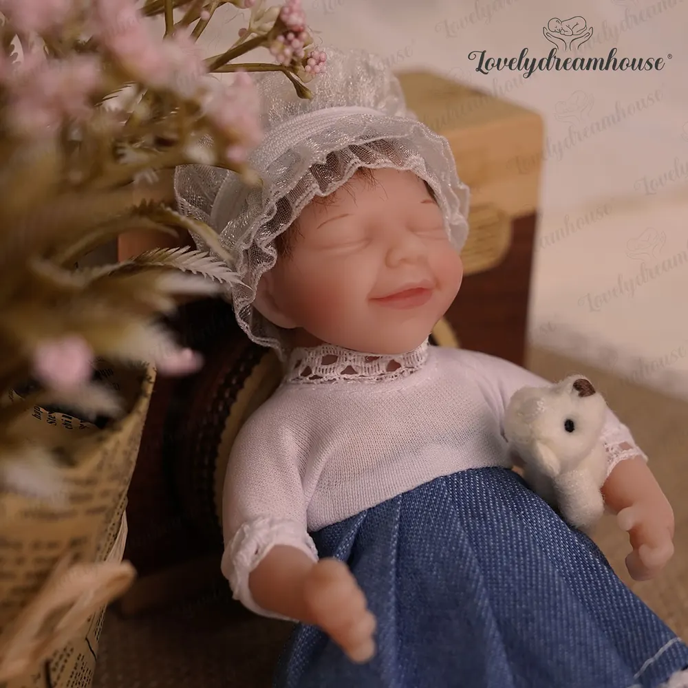 6" April Cute Mini Silicone Baby Doll Ooak, photograph 4