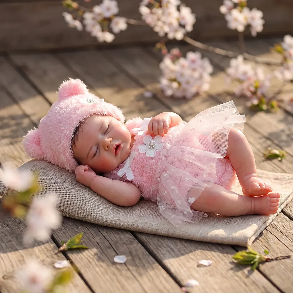 Heartbeat Reborn Baby Dolls in 17", Newborn Girl with Soft Touch Cloth Body, photograph 4