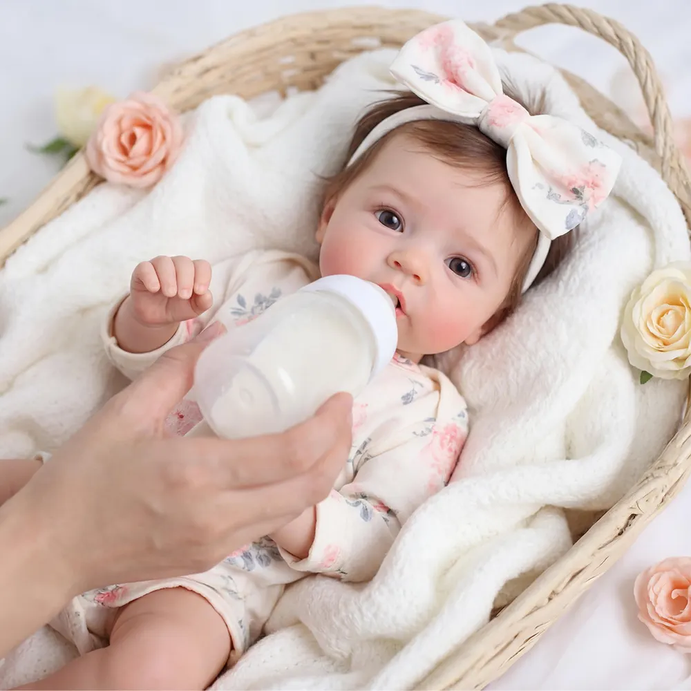 17" Heartbeat Baby Toddler with Lifelike Regular Pumps, photograph 6