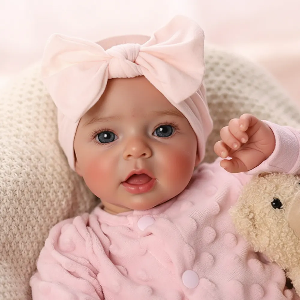 17" Reborn Doll with Real Baby Sounds and Regular Thumping Heartbeat, photograph 3