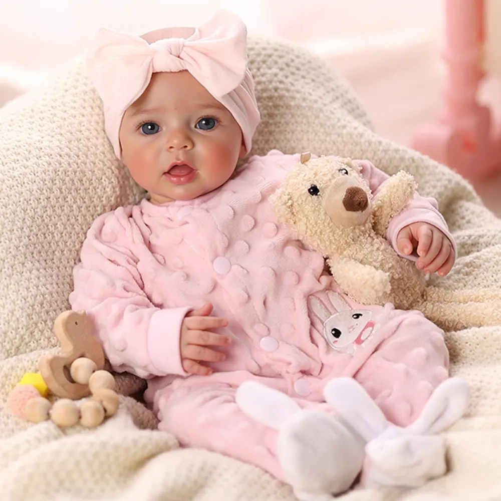 17" Reborn Doll with Real Baby Sounds and Regular Thumping Heartbeat, photograph 4