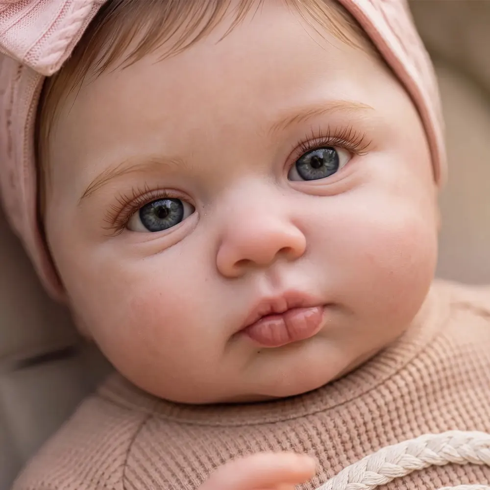 20" Heartbeat Reborn Toddler Doll Soft, Realistic & Cuddly - Isel, photograph 2