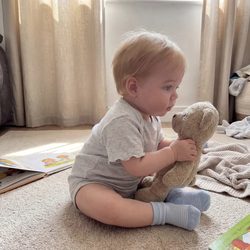 Realistic Silicone Babies with Rosy Chubby Cheek and Flexible Limbs, 12"/16", photograph 6